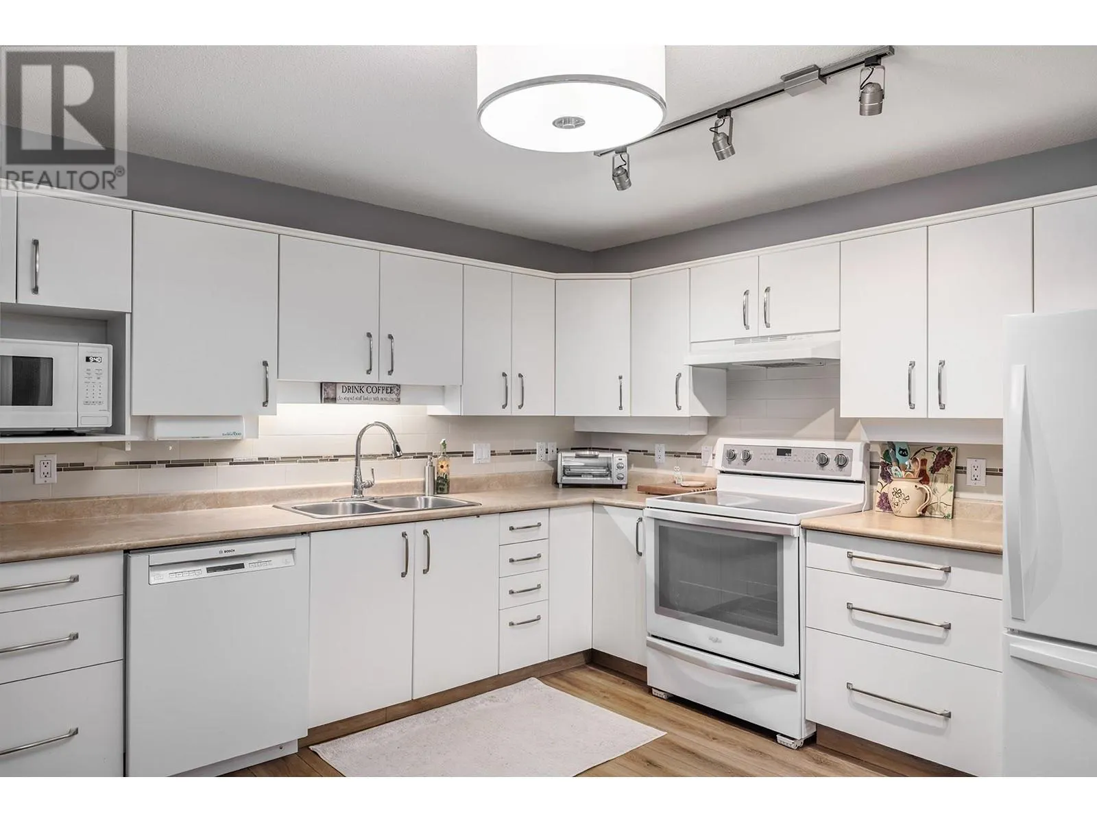 3300 Centennial Drive Unit# 112