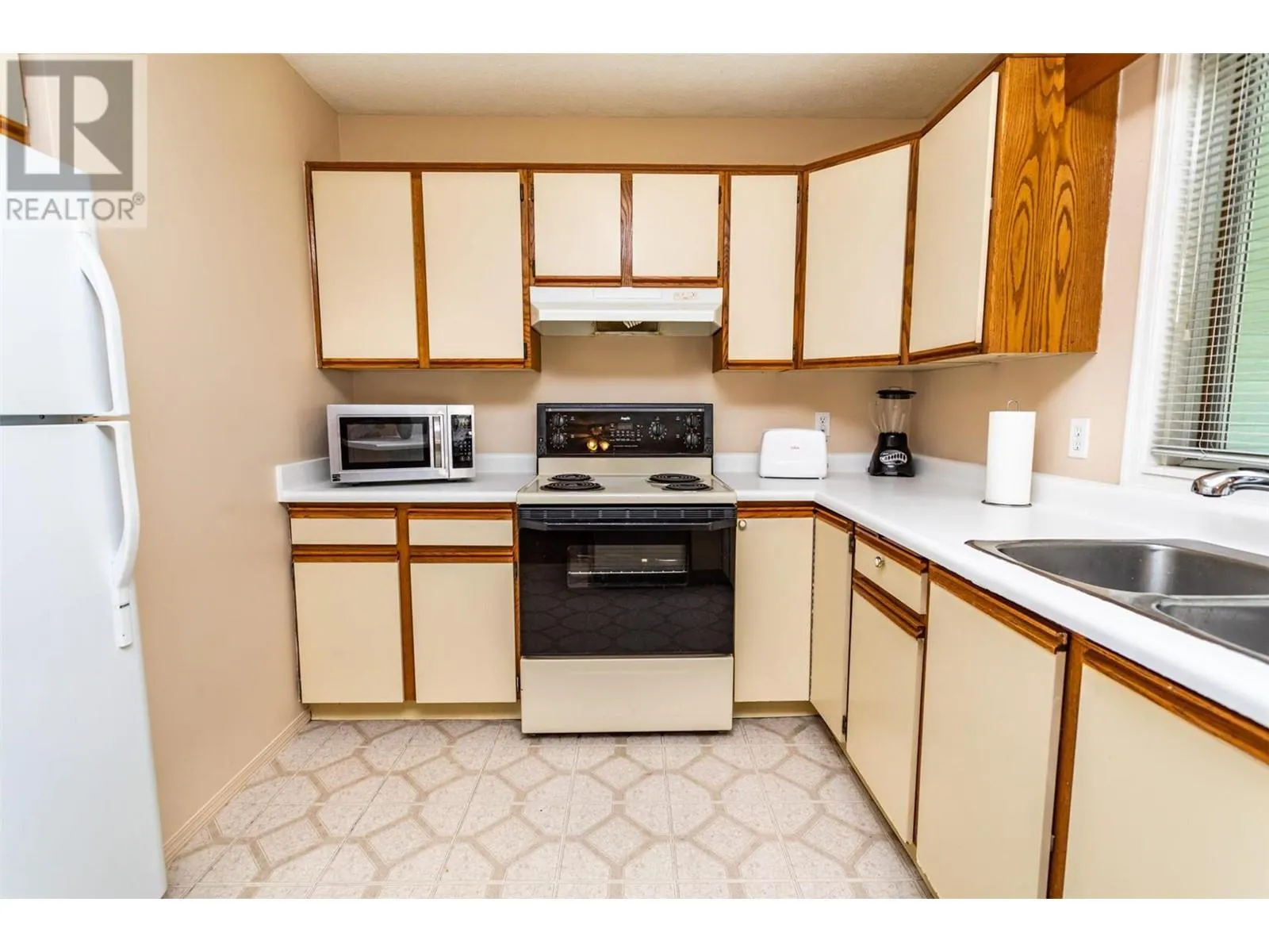1255 Raymer Avenue Unit# 184
