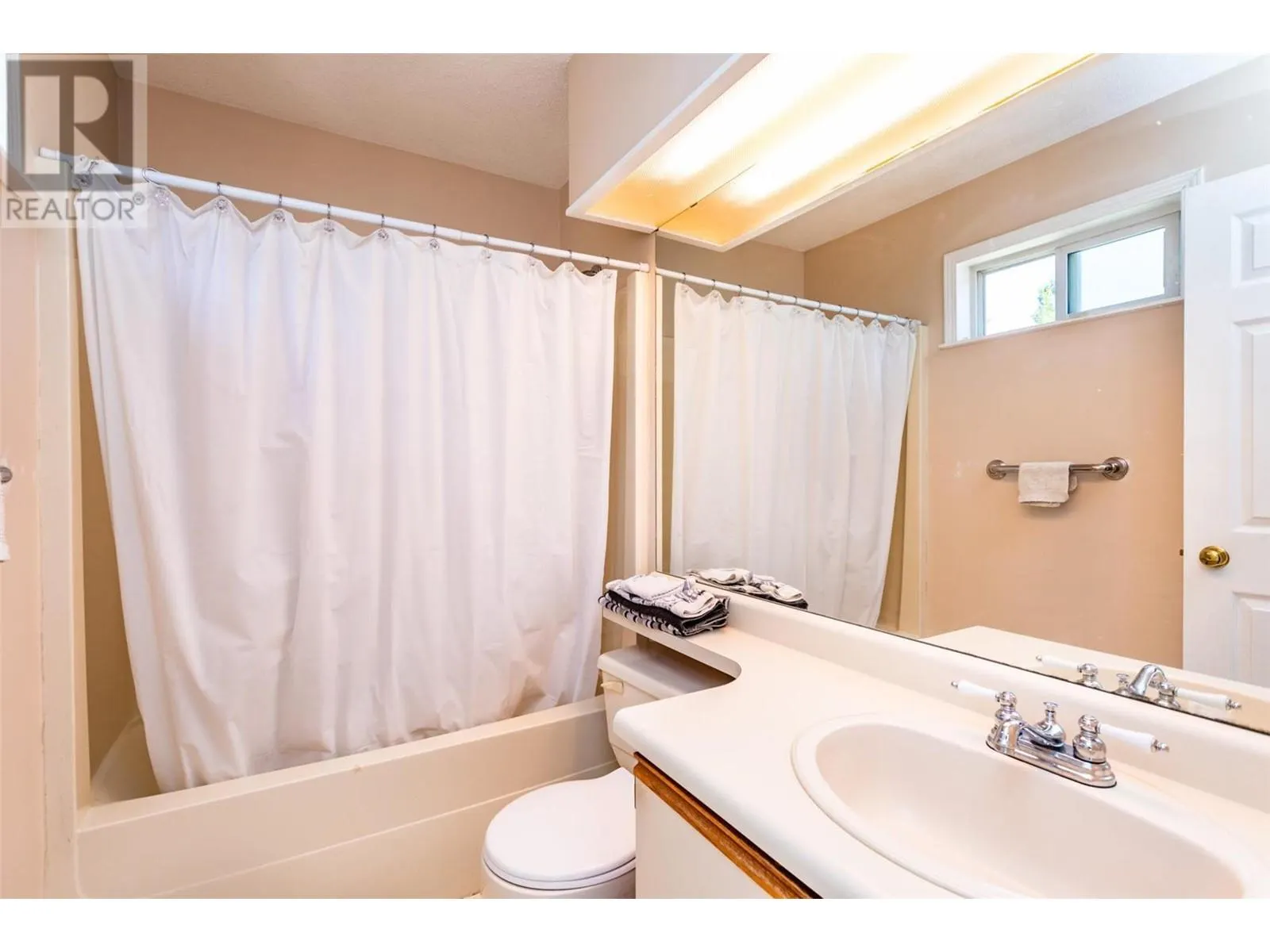 1255 Raymer Avenue Unit# 184