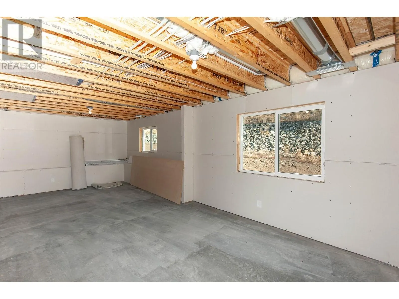 431 POPLAR Drive