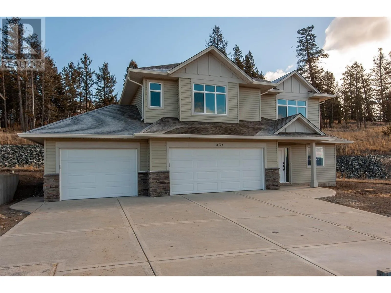 431 POPLAR Drive