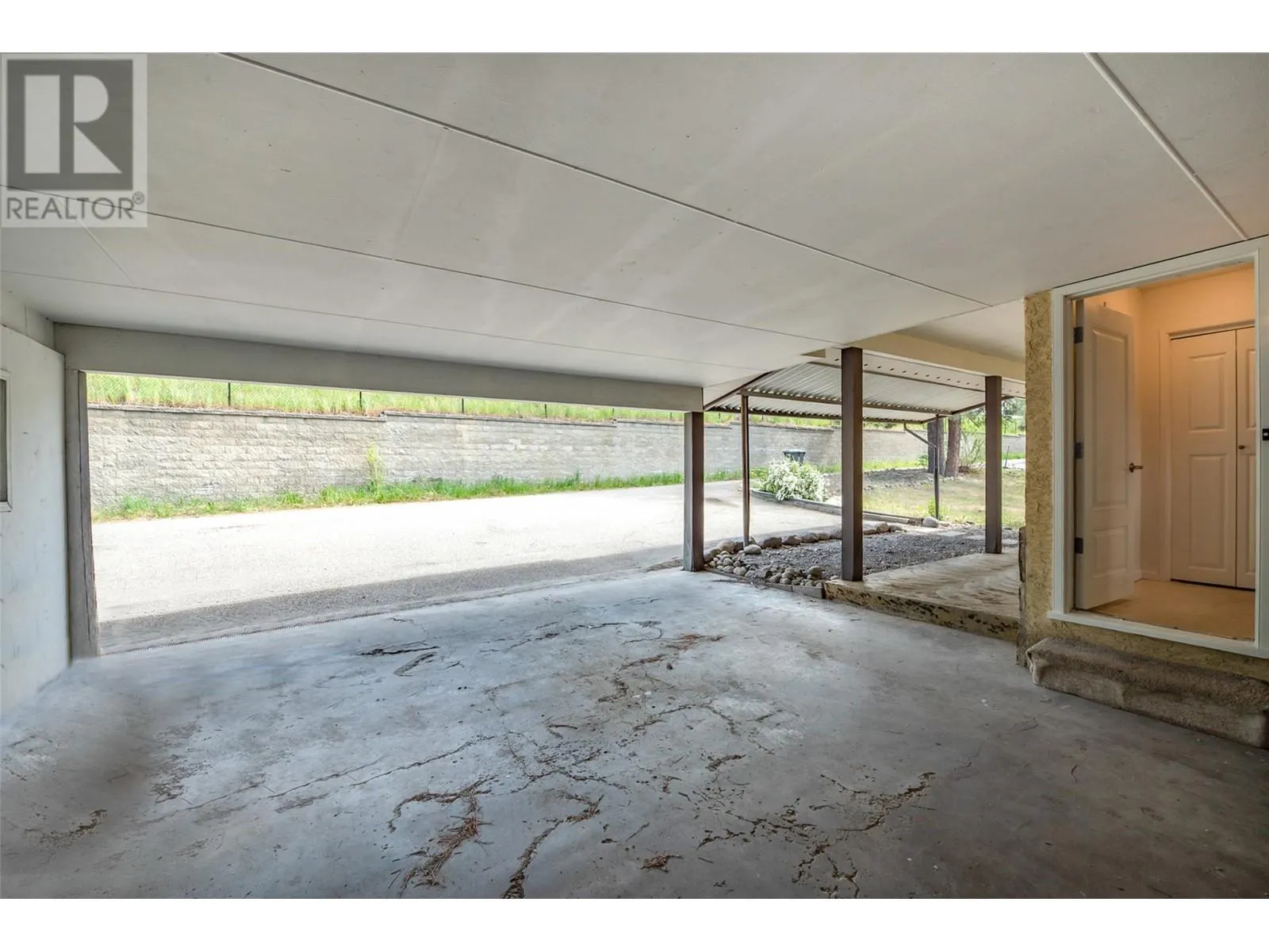 2370 Boucherie Road