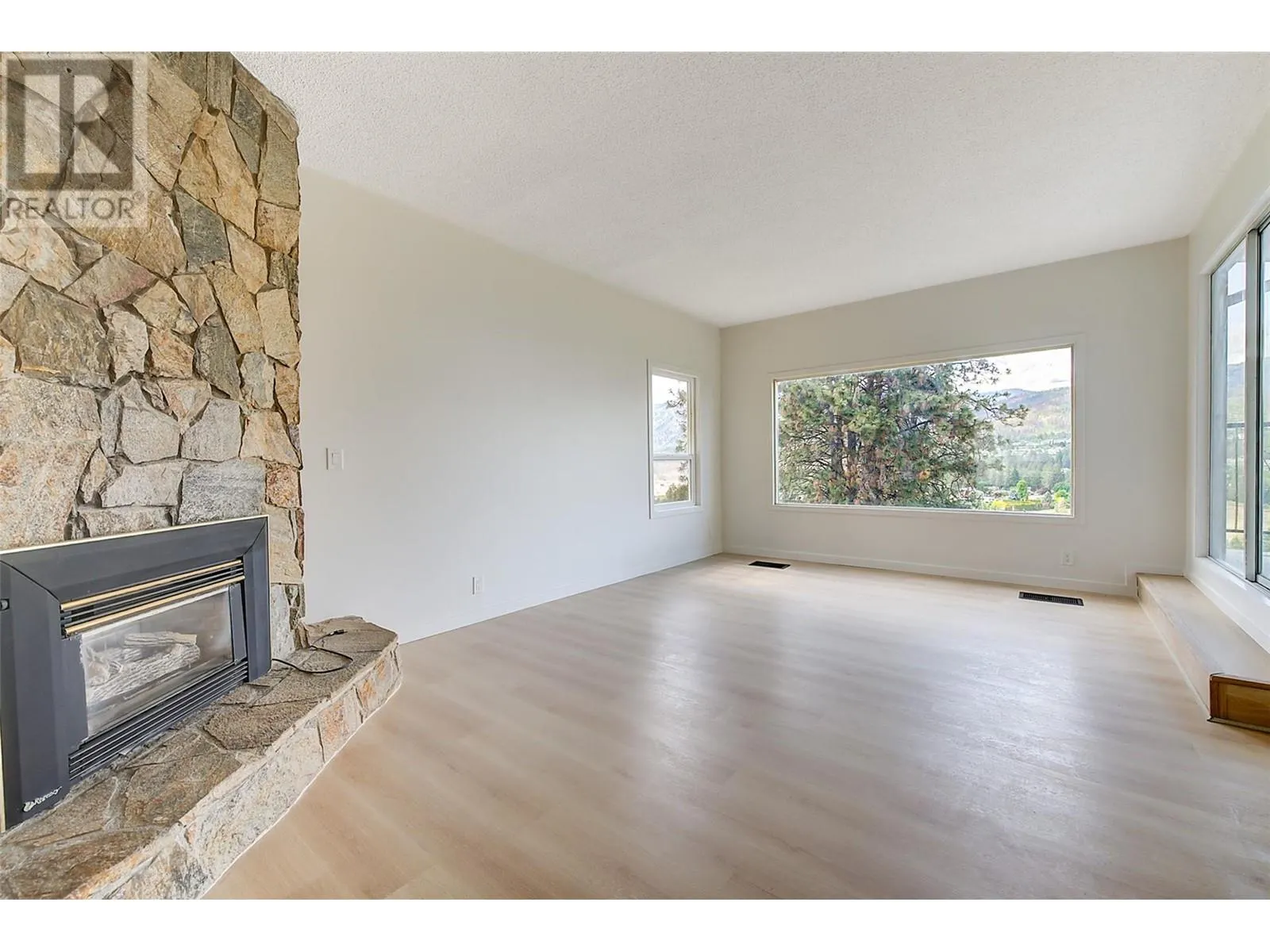 2370 Boucherie Road