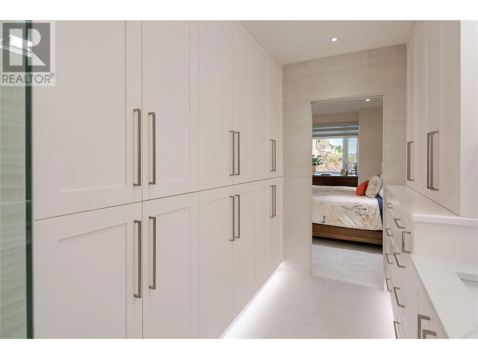 2901 Abbott Street Unit# 201