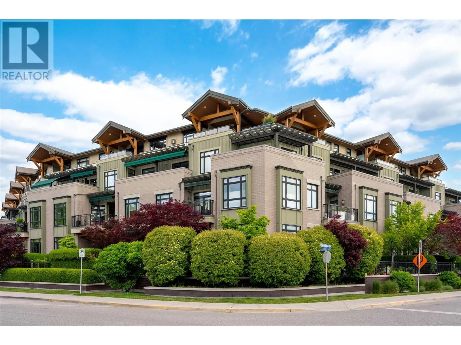 2901 Abbott Street Unit# 201