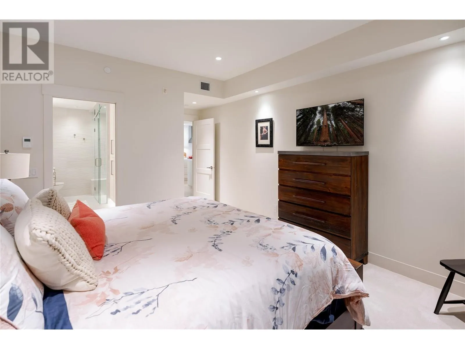2901 Abbott Street Unit# 201