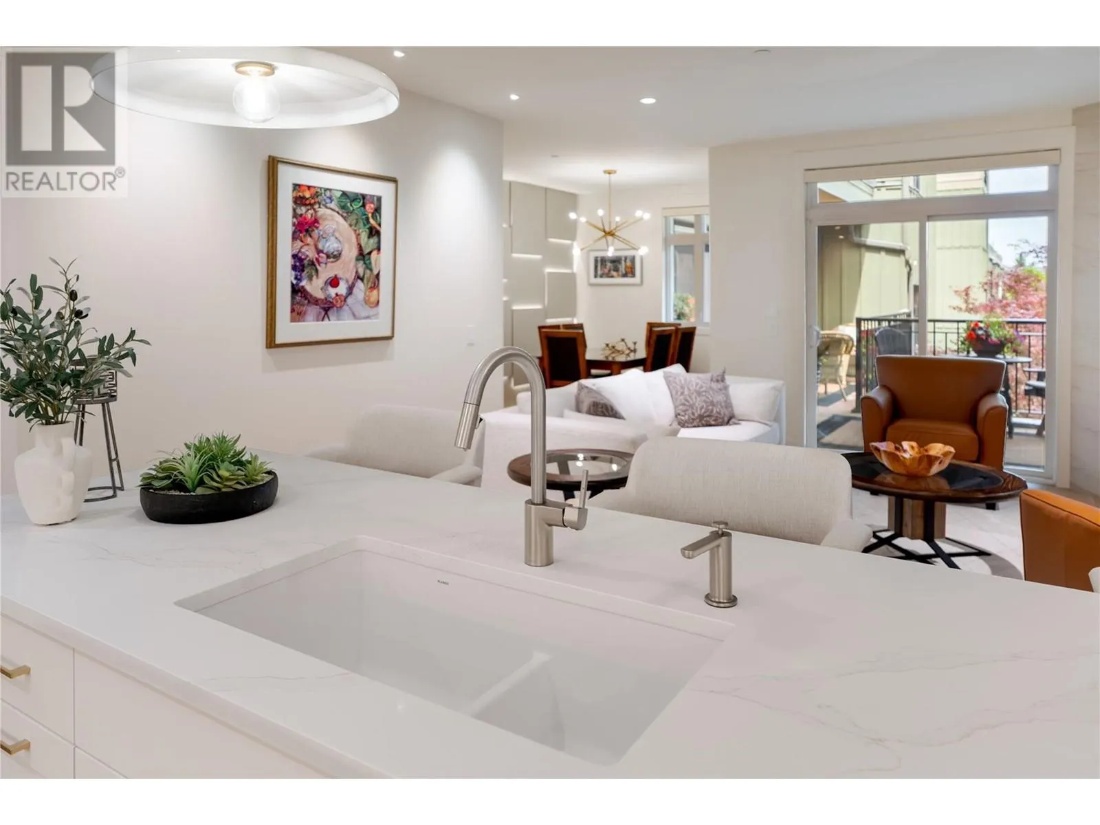 2901 Abbott Street Unit# 201