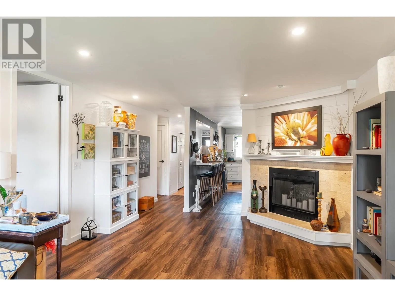 290 Hwy 33 E Unit# 207