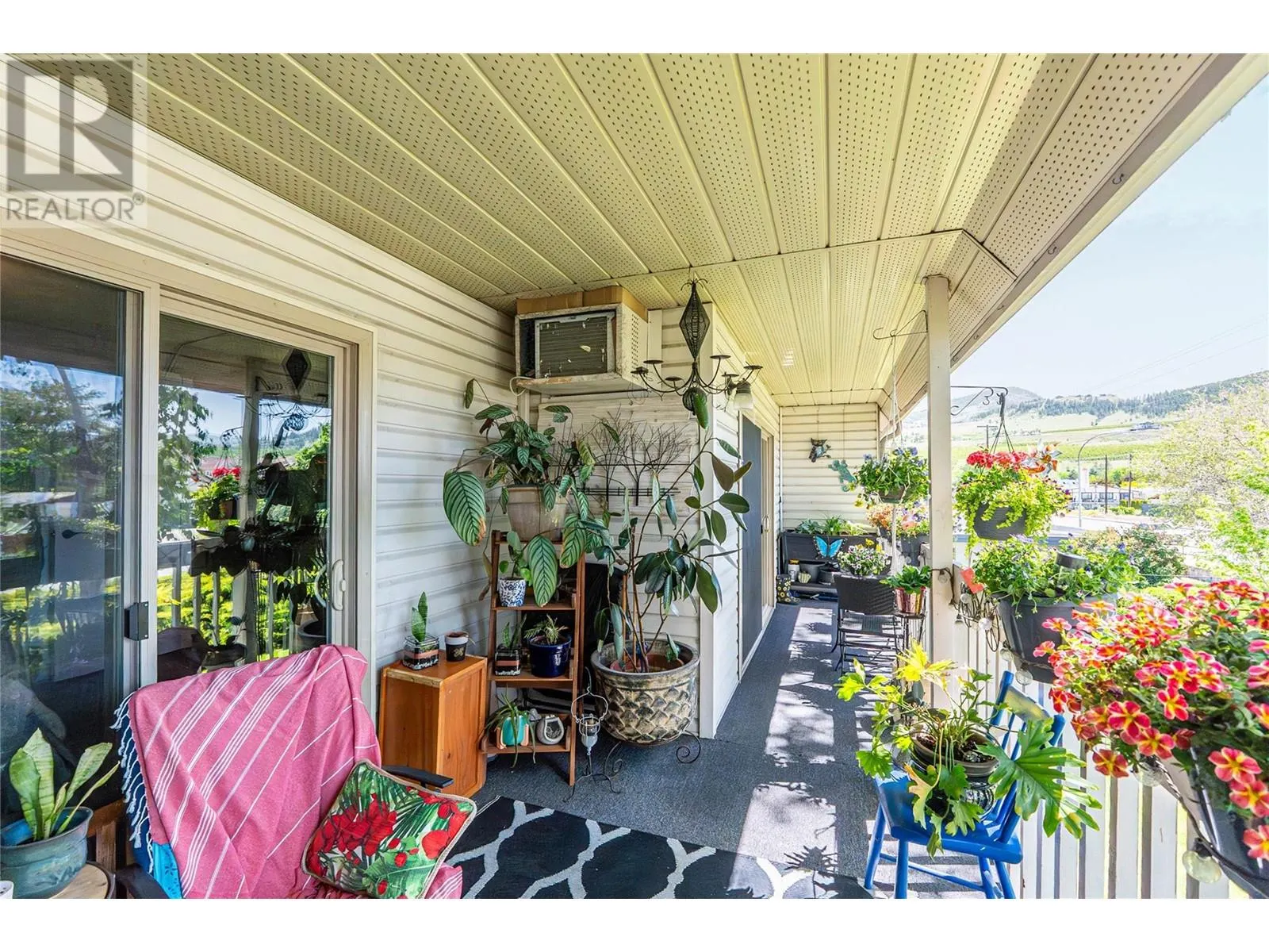 290 Hwy 33 E Unit# 207