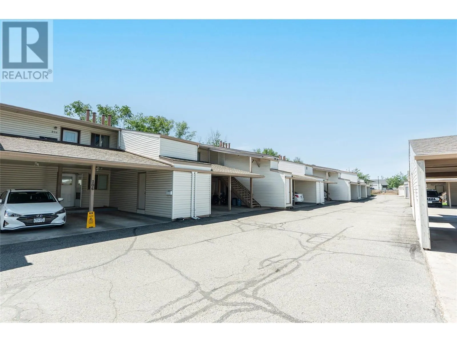 290 Hwy 33 E Unit# 207