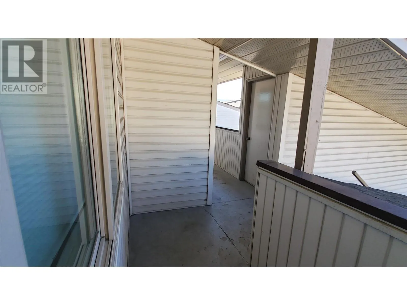 290 Hwy 33 E Unit# 207