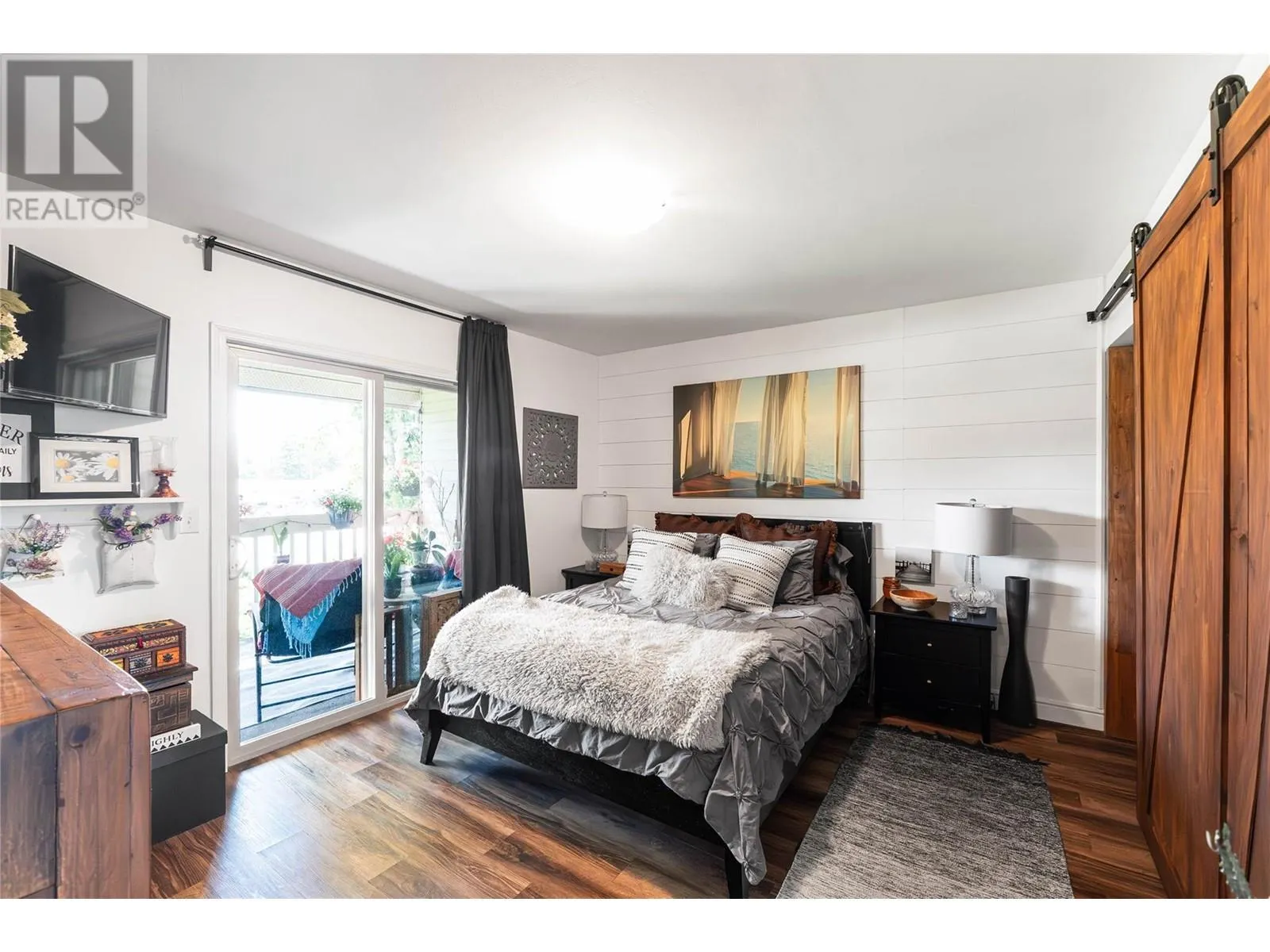 290 Hwy 33 E Unit# 207