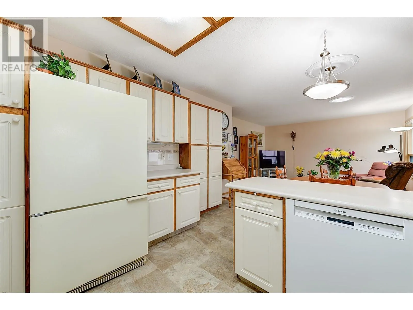 1101 Cameron Avenue Unit# 37