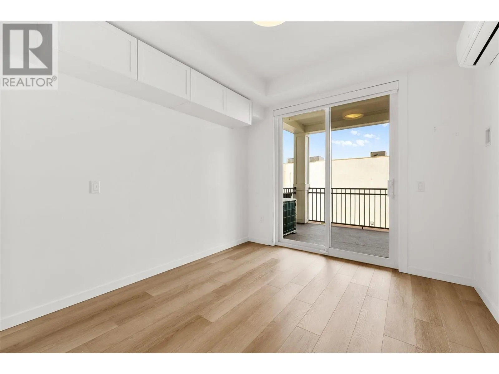 2627 Gore Street Unit# 204