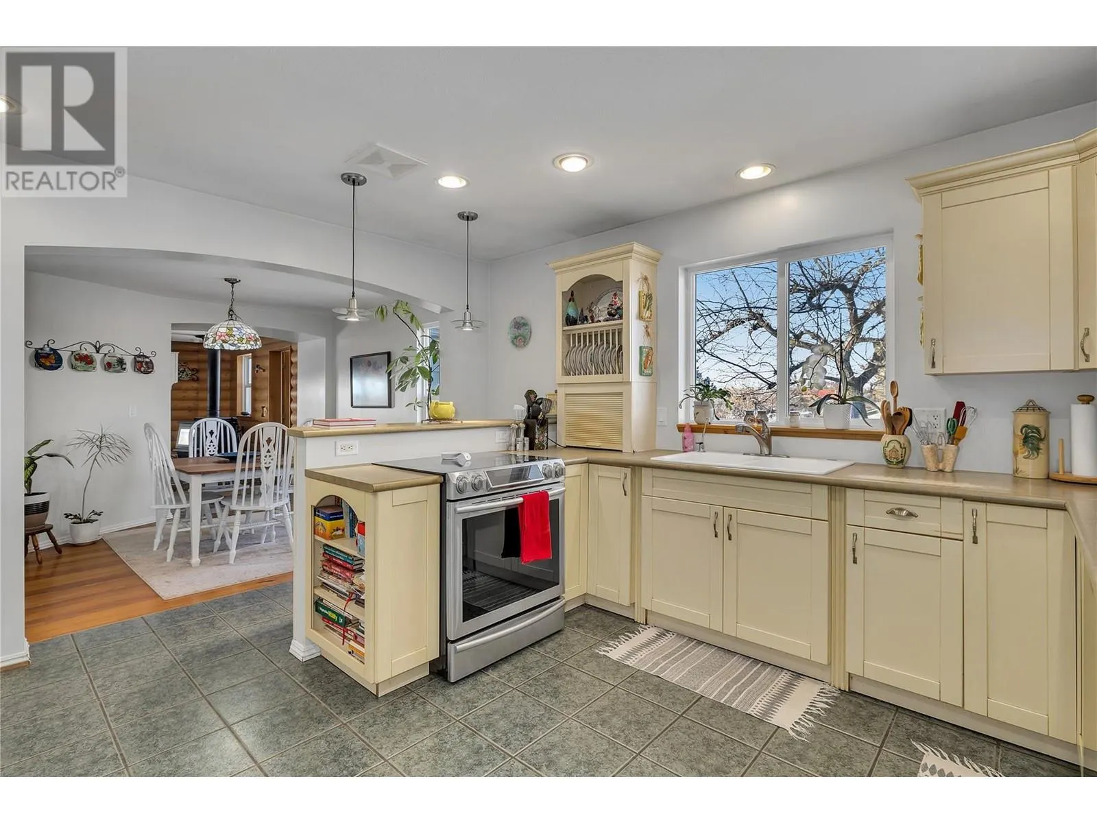 1155 Mckenzie Road