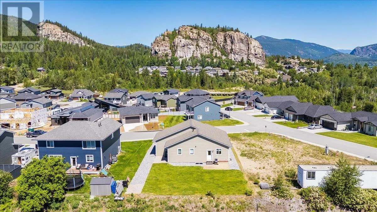1504 Aspen Lane