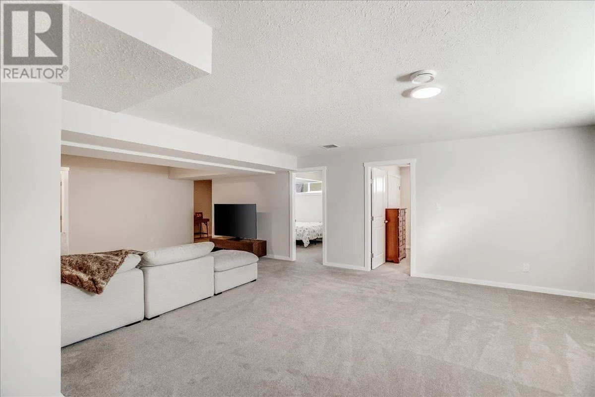 1504 Aspen Lane