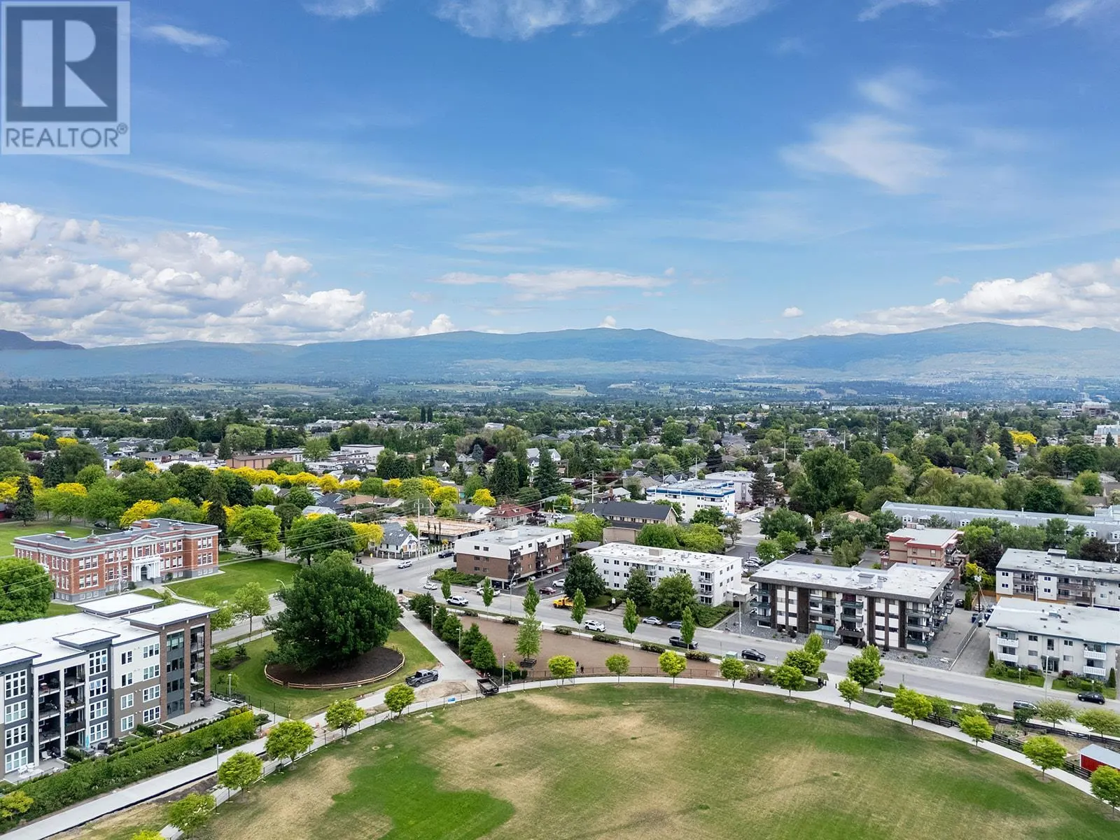 625 Rowcliffe Avenue Unit# 203
