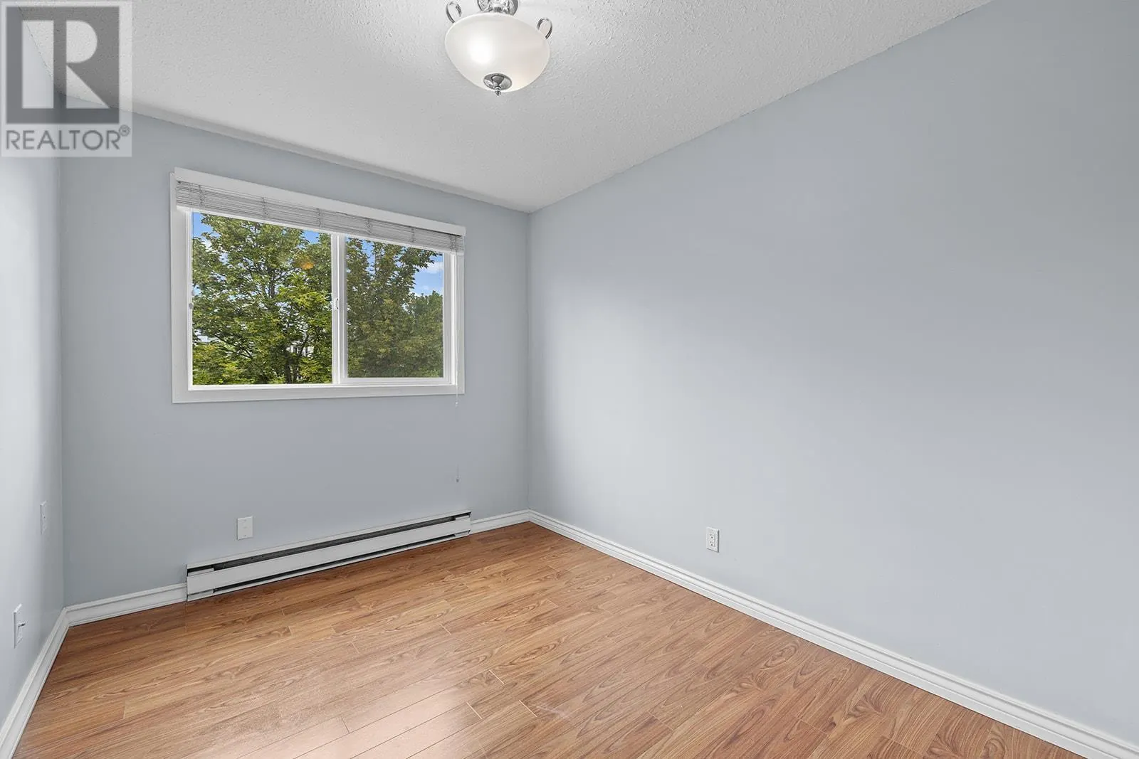 625 Rowcliffe Avenue Unit# 203