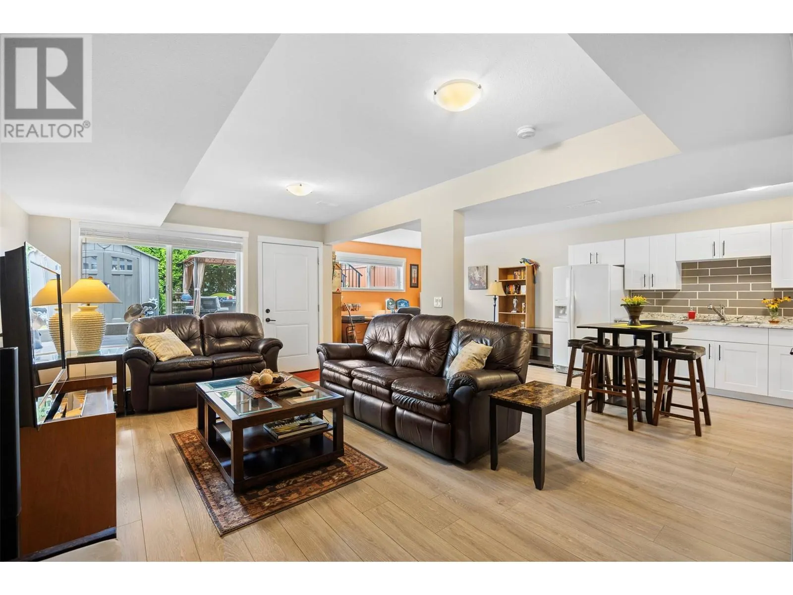 858 Palmer Place