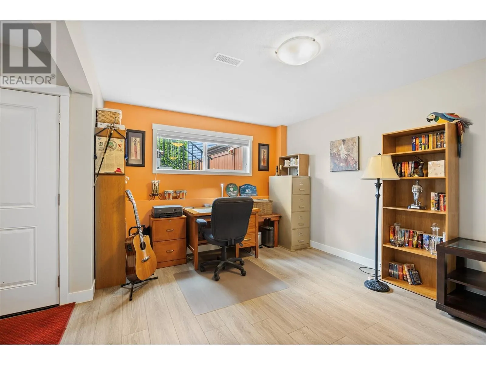 858 Palmer Place