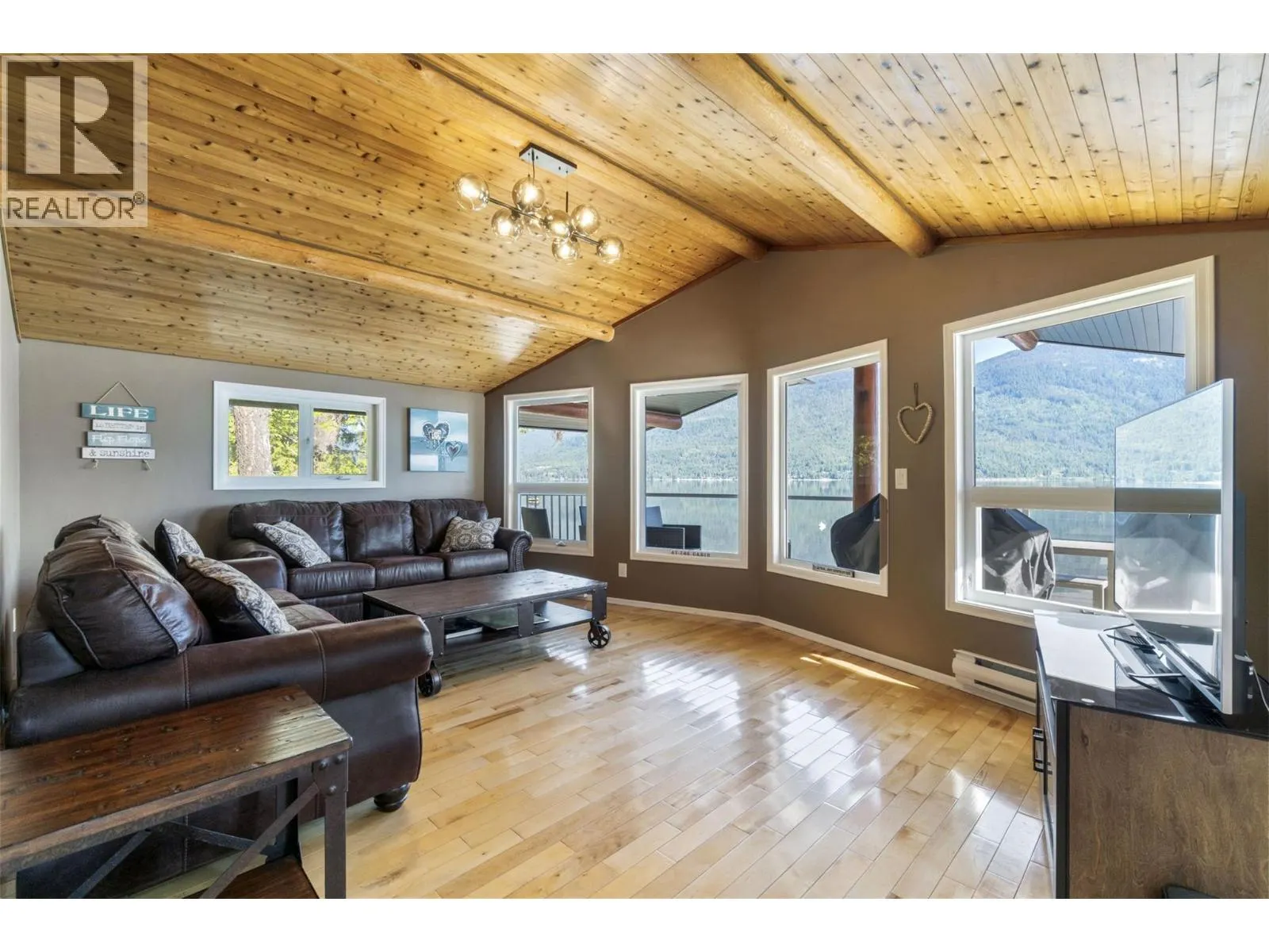 5675 Eagle Bay Road