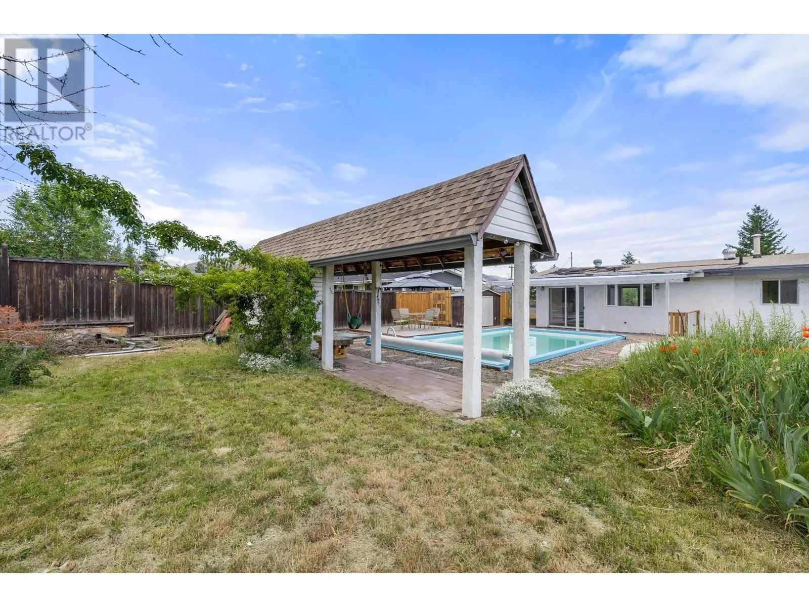 2865 Lower Glenrosa Road