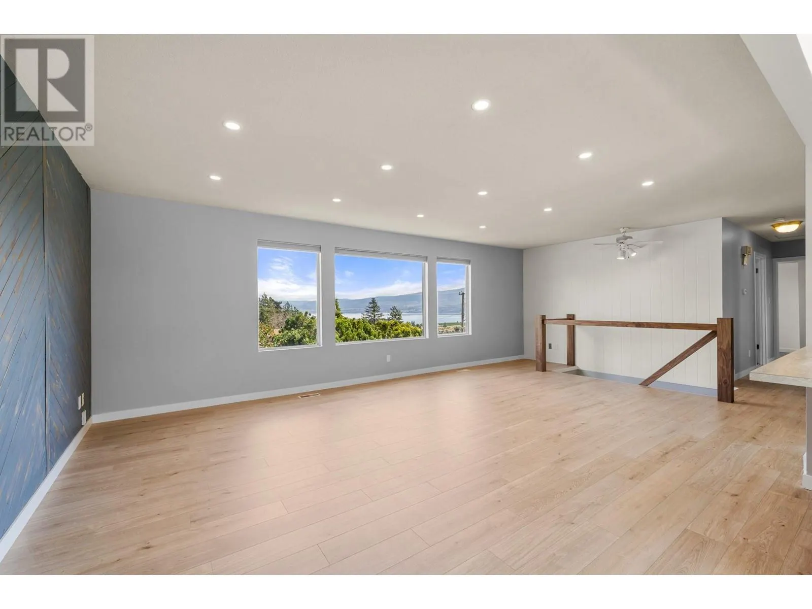 2865 Lower Glenrosa Road