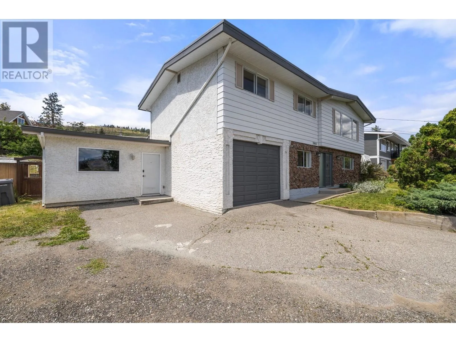 2865 Lower Glenrosa Road