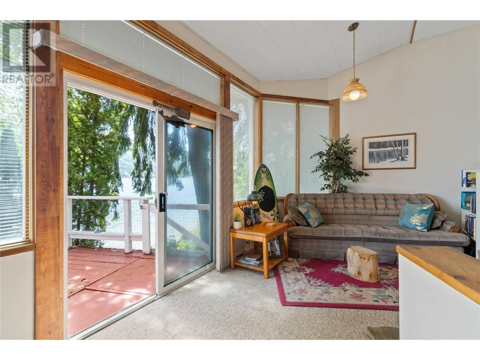 4750 Sunnybrae Canoe Point Road