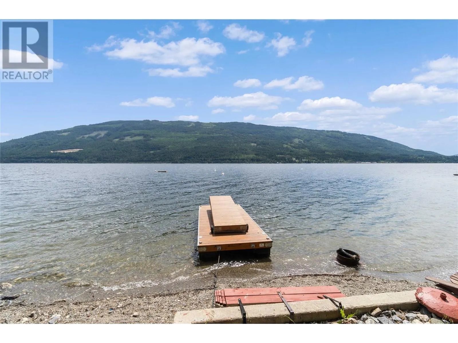 4750 Sunnybrae Canoe Point Road