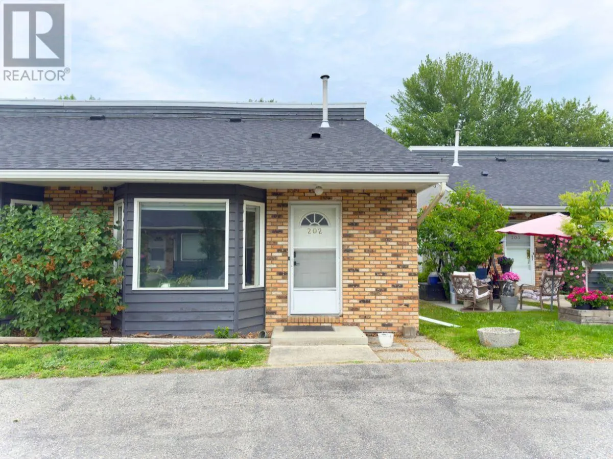 3155 Gordon Drive Unit# 202