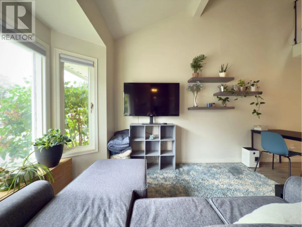 3155 Gordon Drive Unit# 202