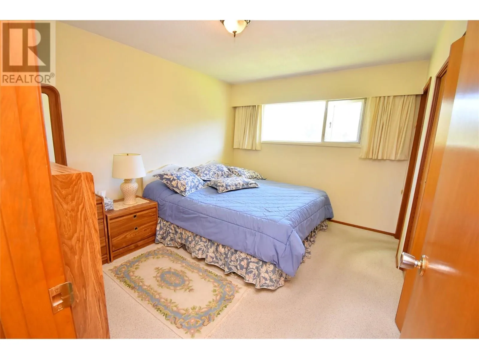 5425 Silver Star Road