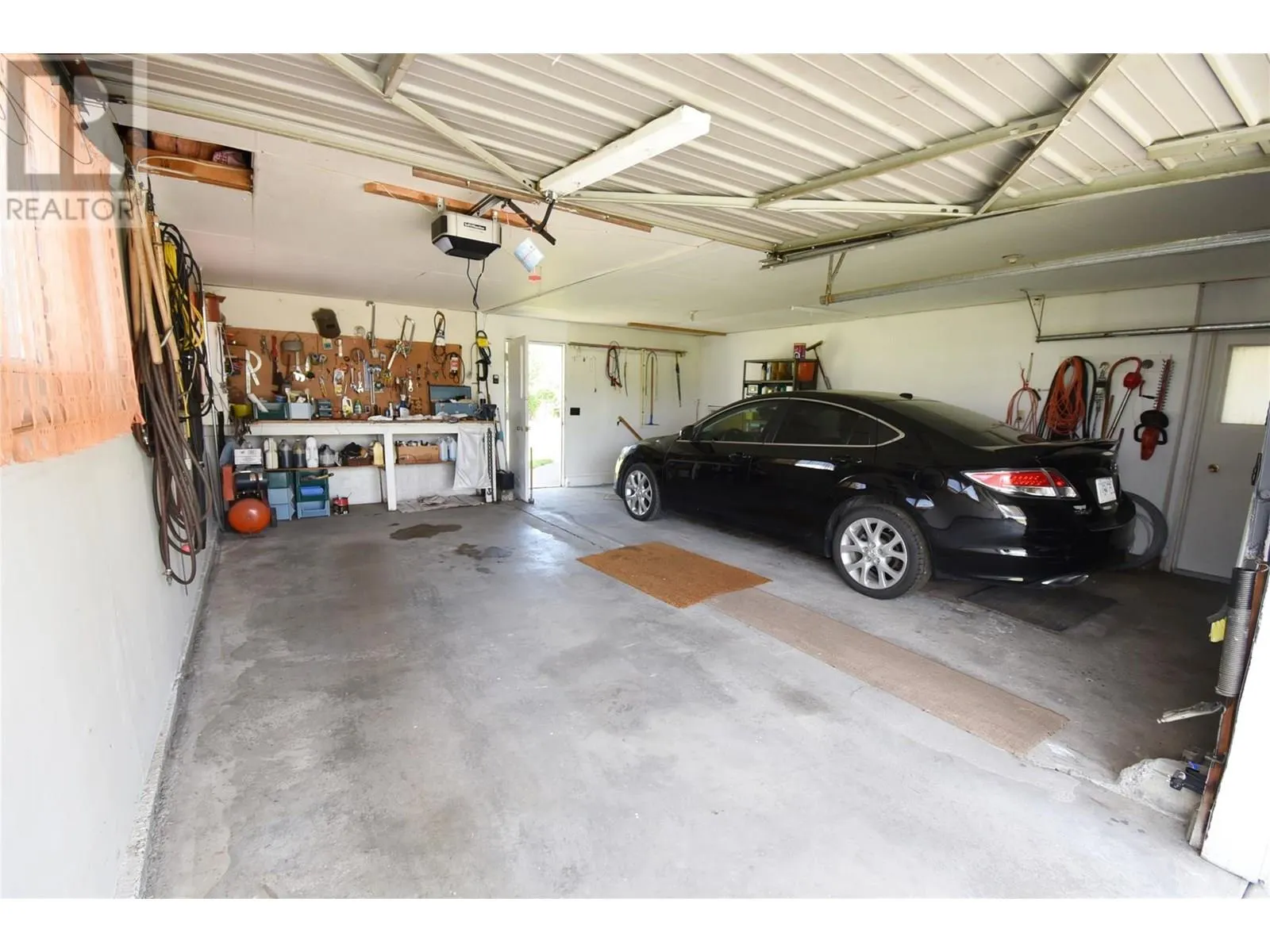 5425 Silver Star Road