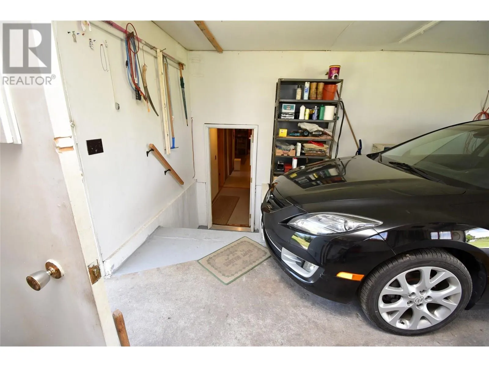 5425 Silver Star Road