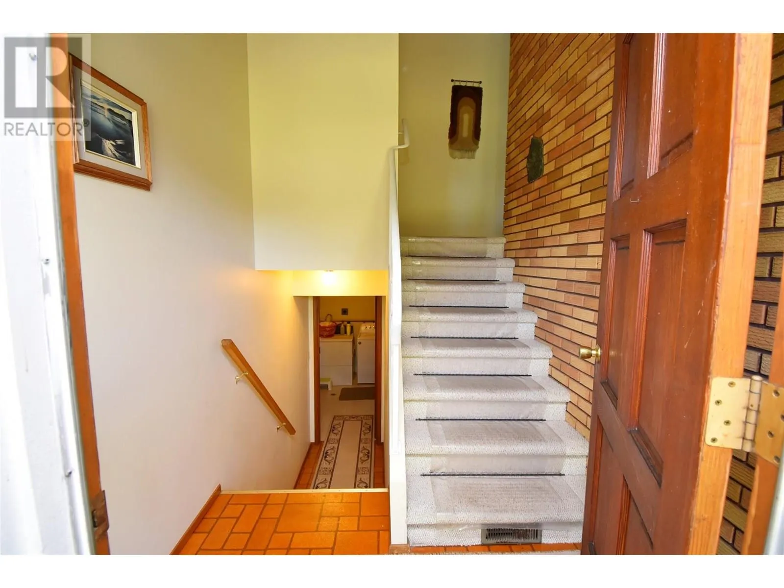 5425 Silver Star Road