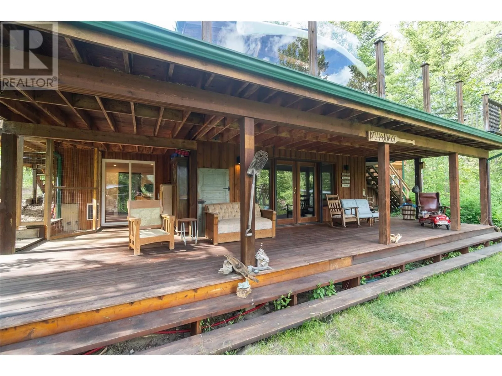 781 Gardom Lake Road