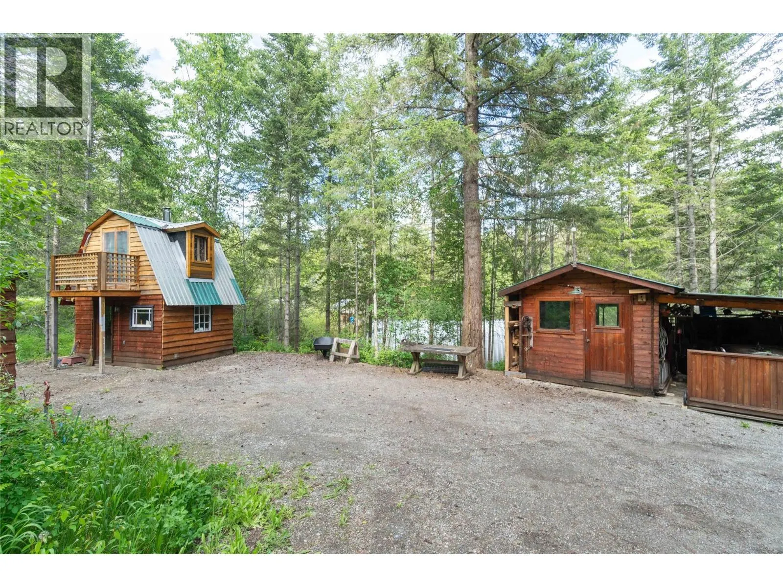 781 Gardom Lake Road