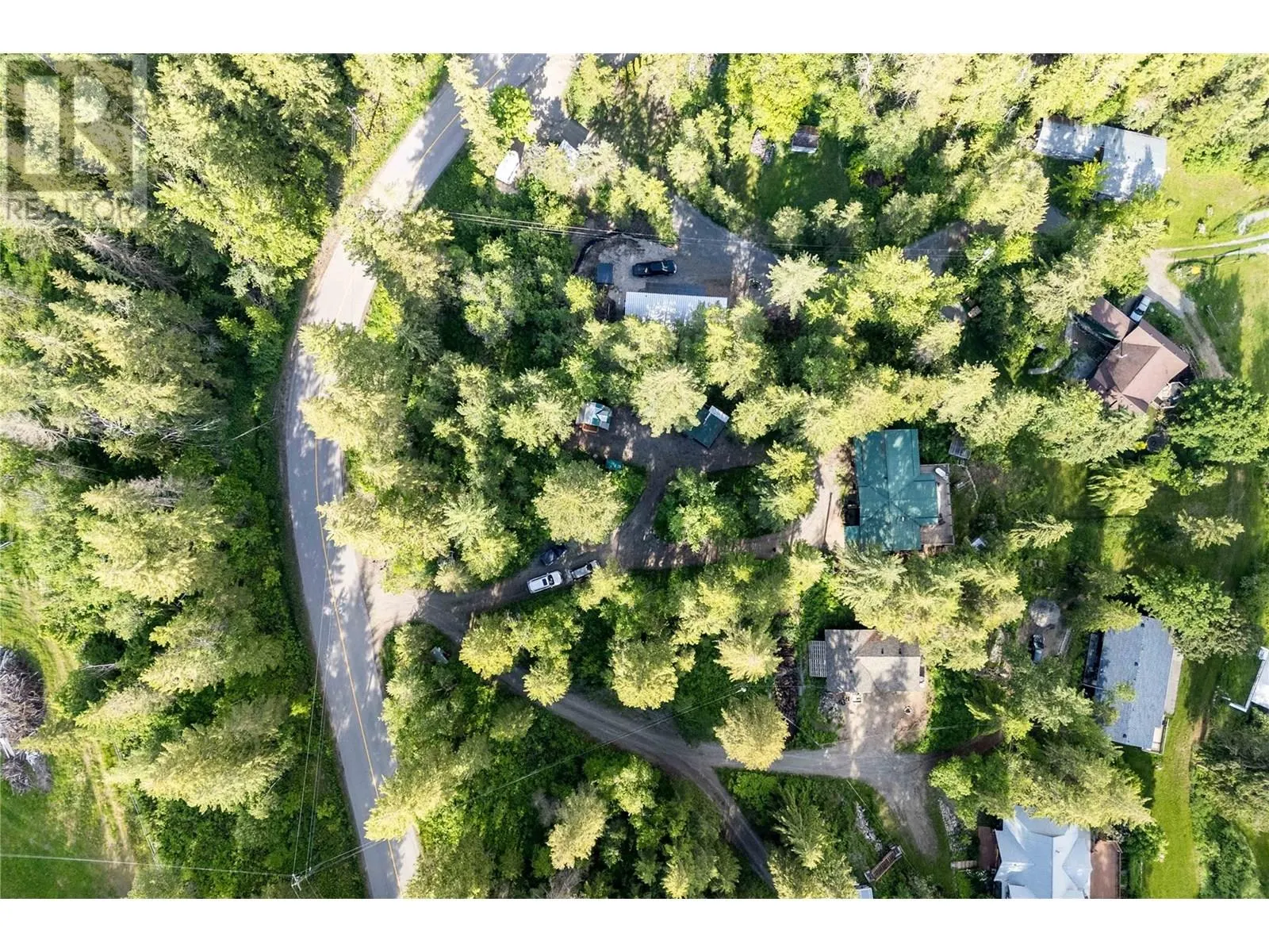 781 Gardom Lake Road
