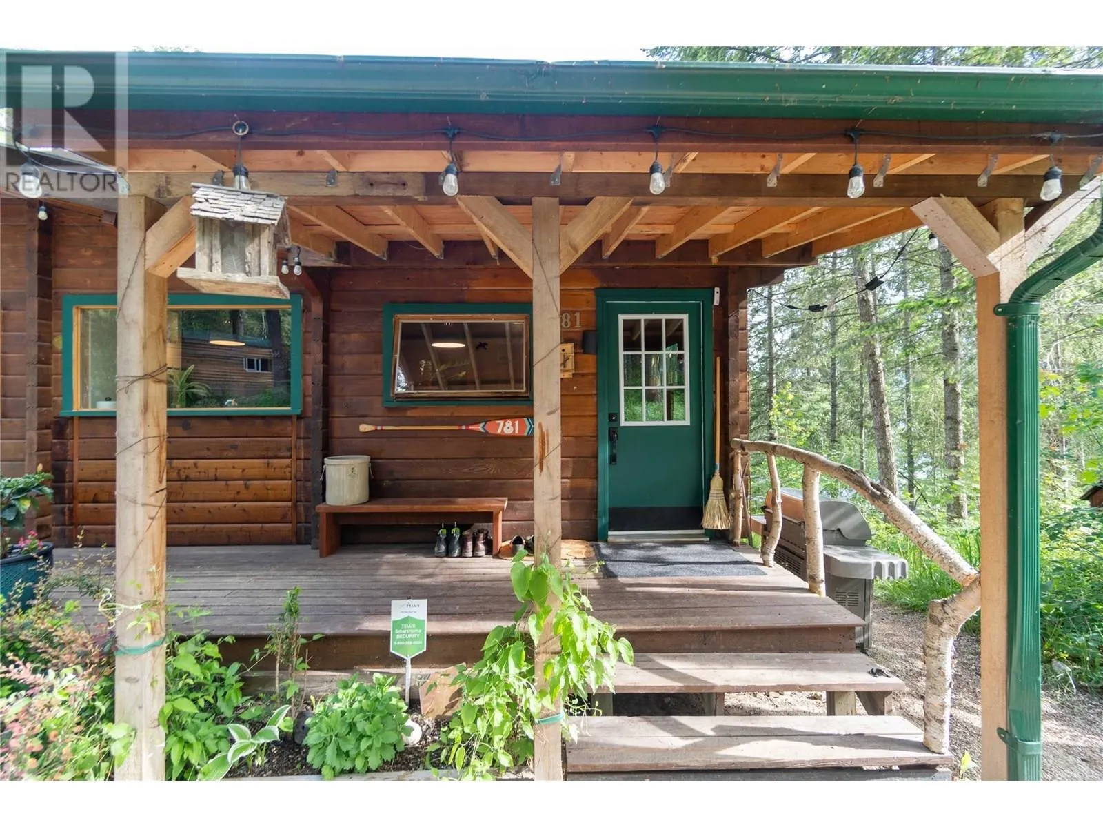781 Gardom Lake Road
