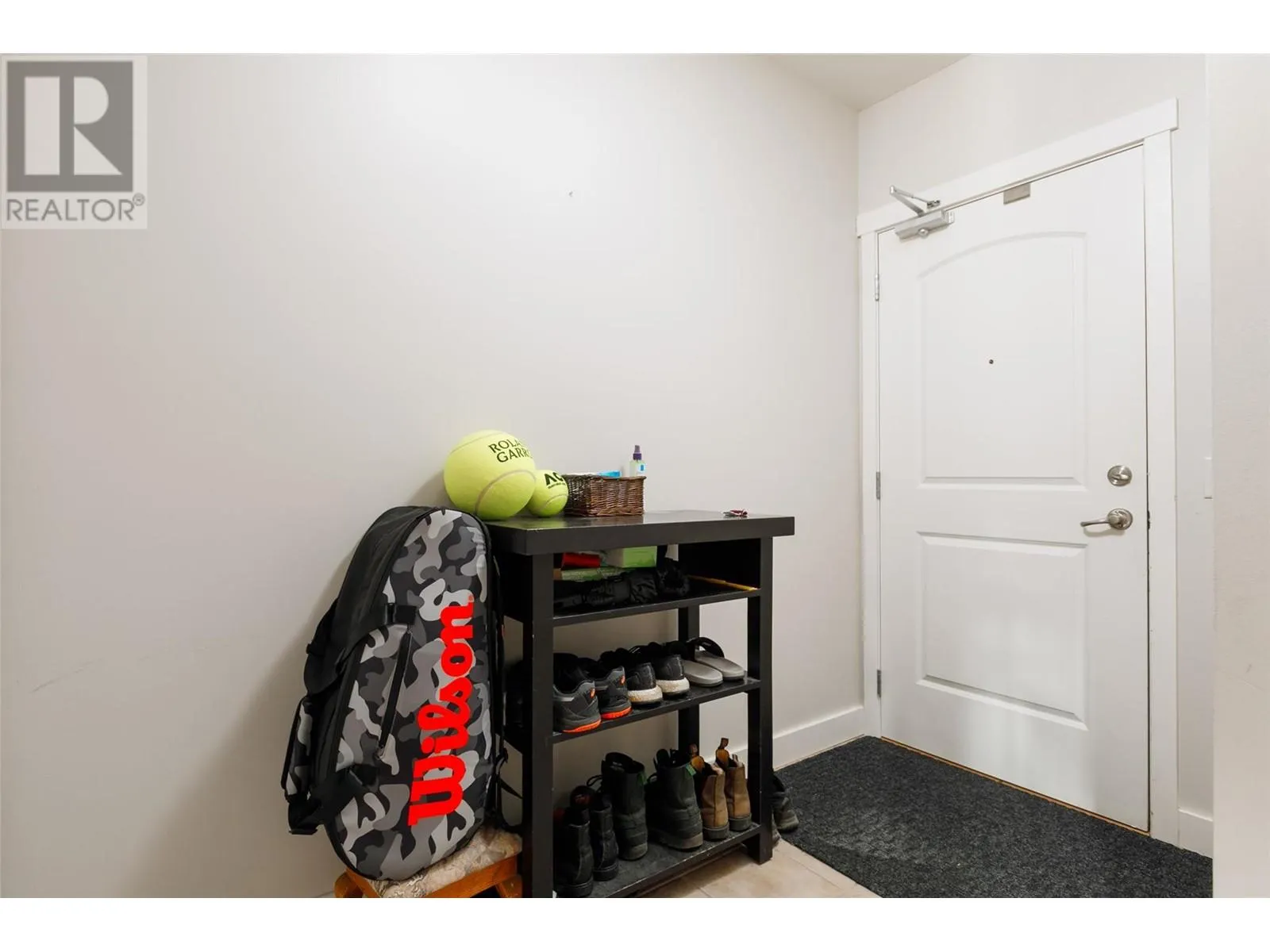 1990 Upper Sundance Drive Unit# 3217