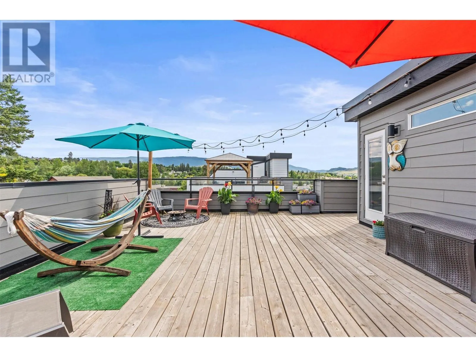 1805 45 Avenue Unit# 4