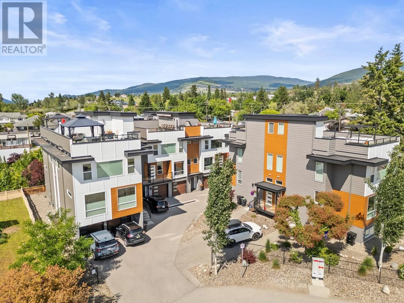 1805 45 Avenue Unit# 4