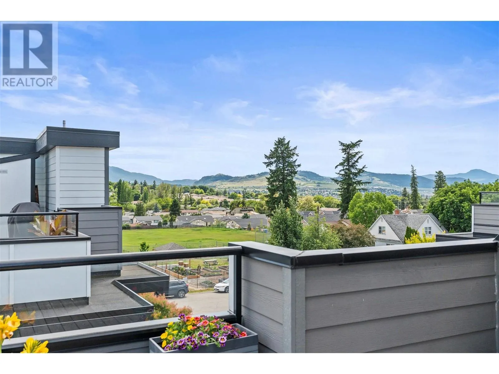 1805 45 Avenue Unit# 4