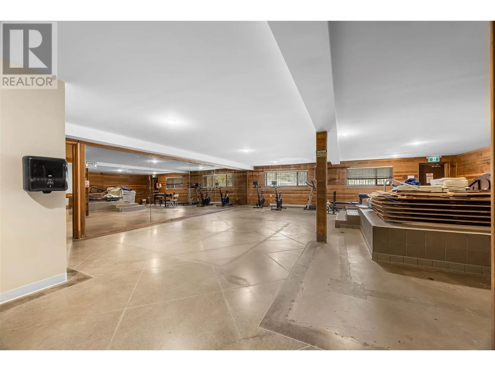 5485 LAC LE JEUNE Road Unit# 14