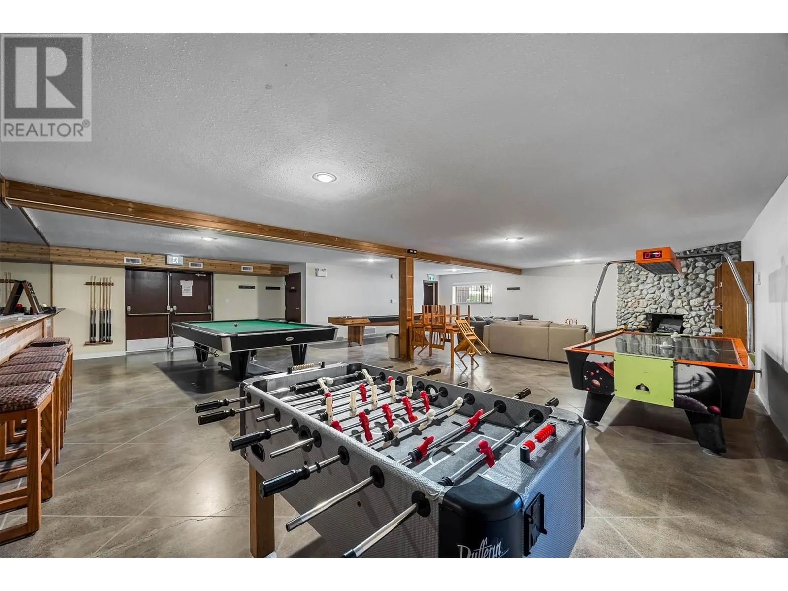 5485 LAC LE JEUNE Road Unit# 14