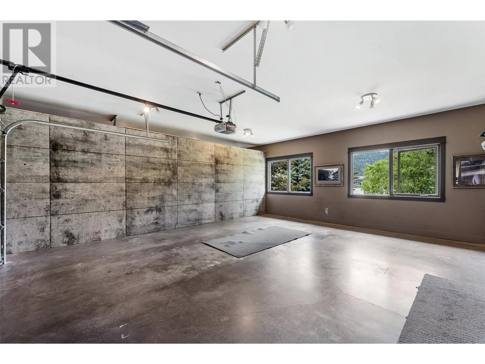 15026 Oyama Road