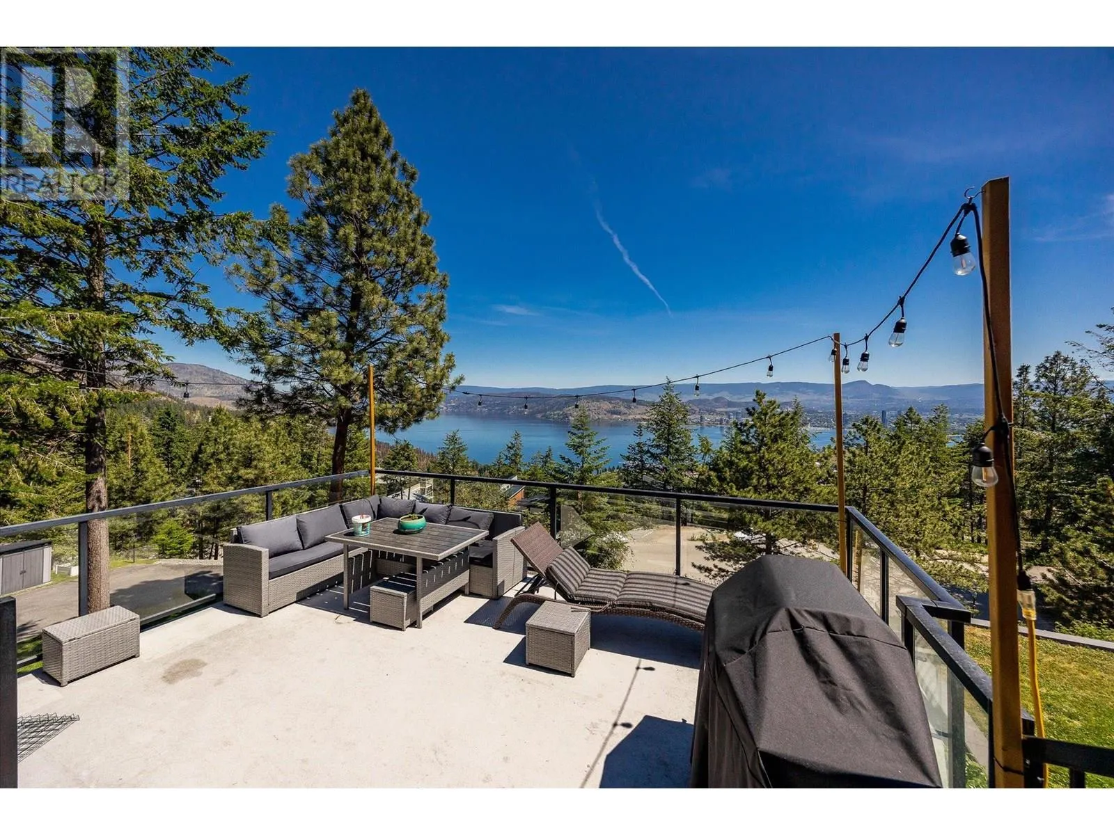 1632 Griffiths Place