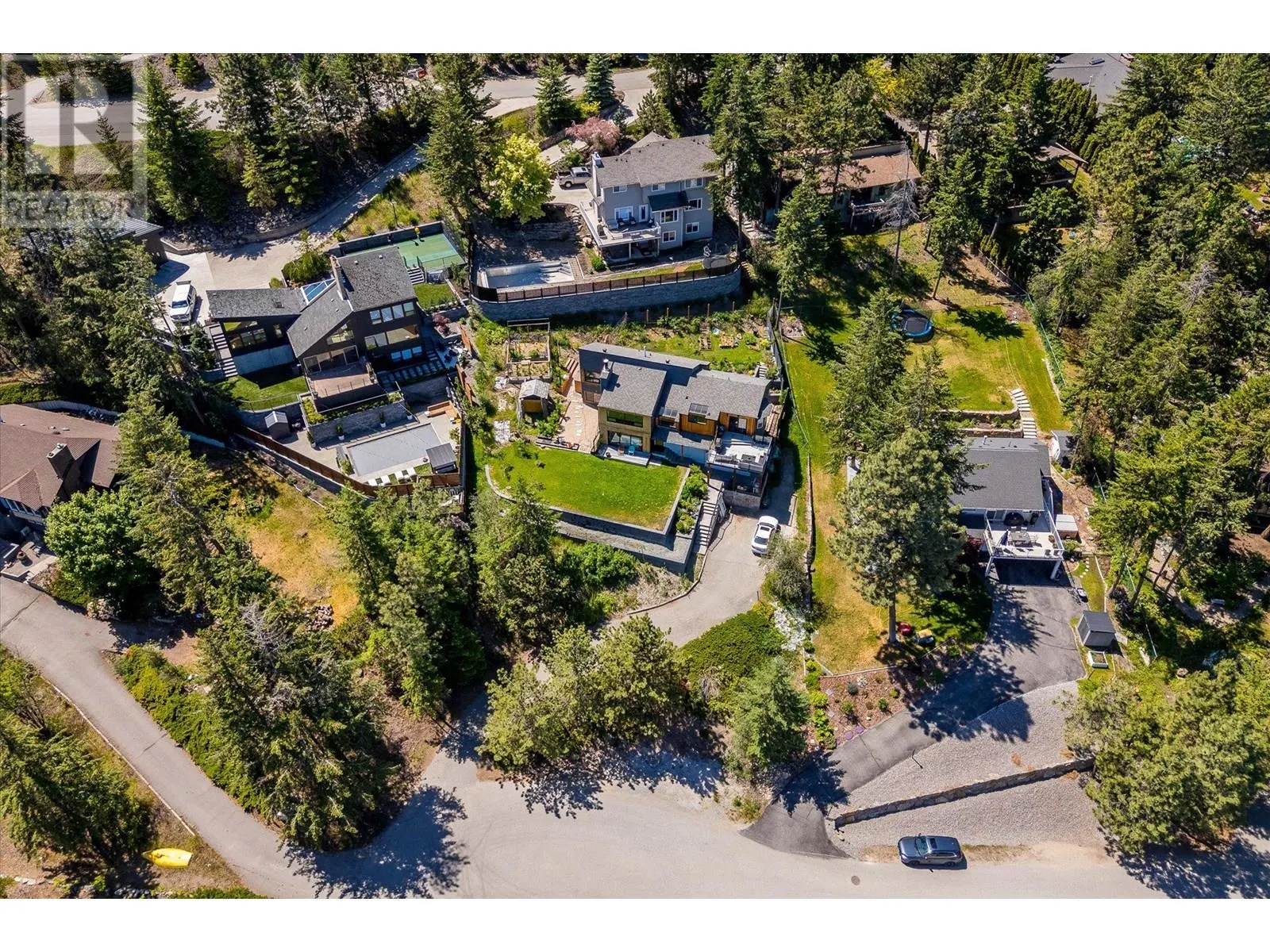 1632 Griffiths Place